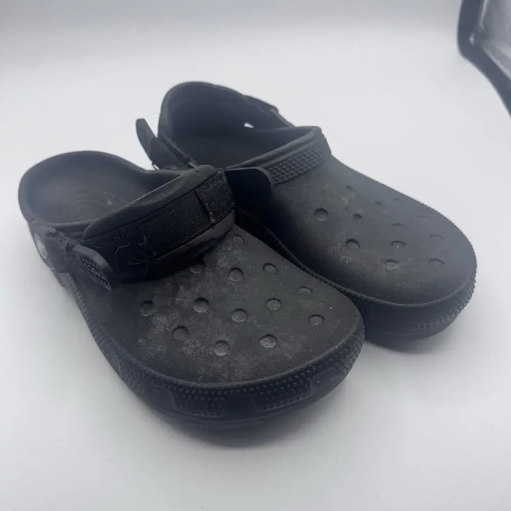Crocs Classic Black Unisex M4 W6 10001-001 - Very Good Used